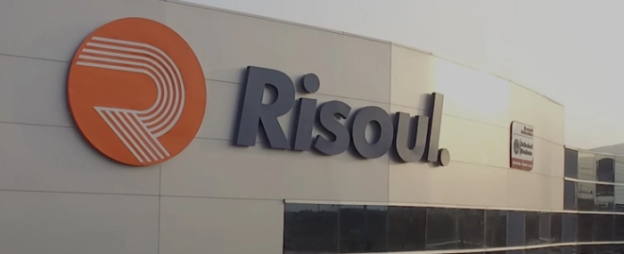 logo-on-building