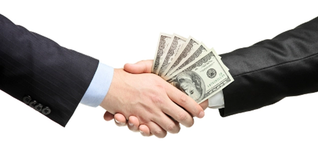 handshake-with-money