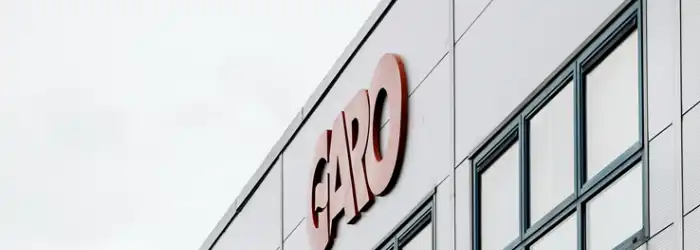 logo-on-building