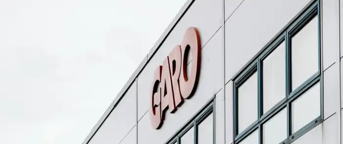 logo-on-building